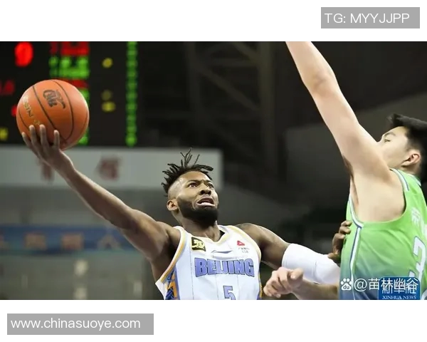 CBA精彩对决上海队与北京队比赛录像回放全程回顾与精彩瞬间分析