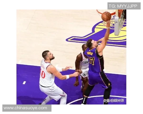 西部卫冕冠军湖人再次与快船上演洛杉矶德比大战